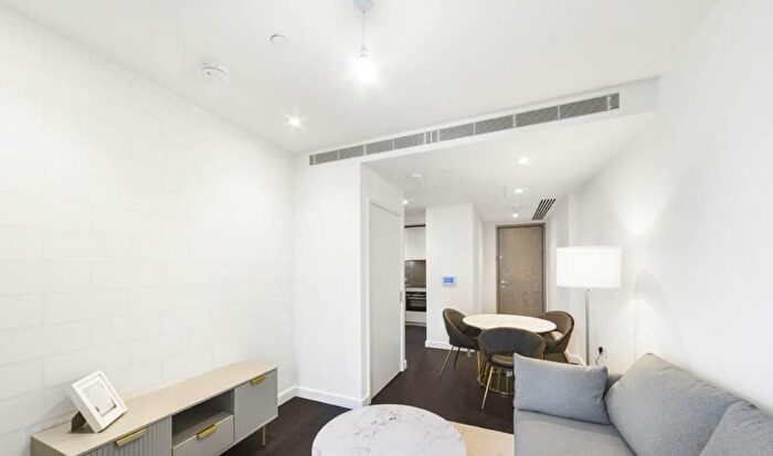 2 Bedroom Flat To Rent In Crawford Street, Marylebone, London, W1H