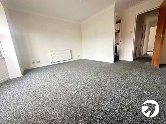 2 Bedroom Flat For Sale In Halley Gardens, Lewisham, London, SE13