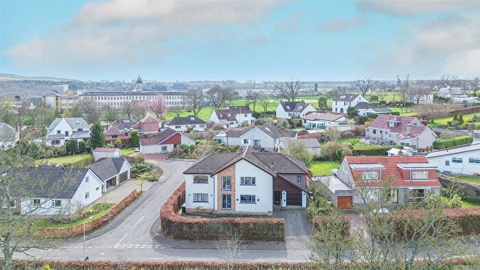 6 Bedroom Property For Sale In Athollbank Drive, Perth, PH1