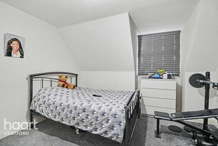 1 Bedroom Apartment For Sale In Tanners Close, Dartford, DA1