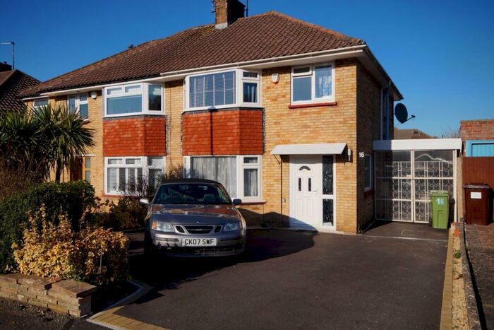 3 Bedroom House To Rent In Charlton Kings, GL53