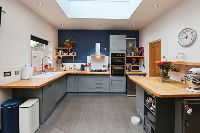 4 Bedroom Terraced House For Sale In Dunkeld Road, Gosport, PO12