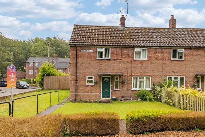 3 Bedroom Semi Detached House For Sale In The Street, Petham, Canterbury, Kent, CT4