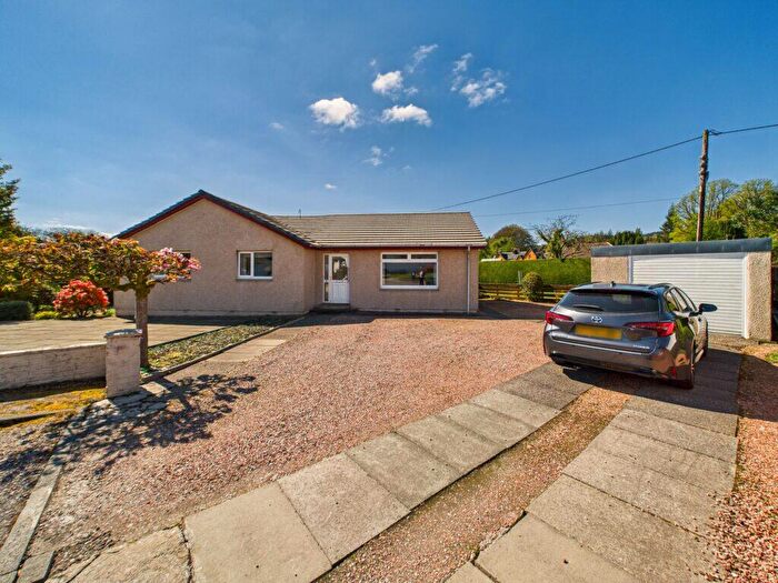 3 Bedroom Detached Bungalow For Sale In Fernoch Drive, Lochgilphead, Argyll, PA31