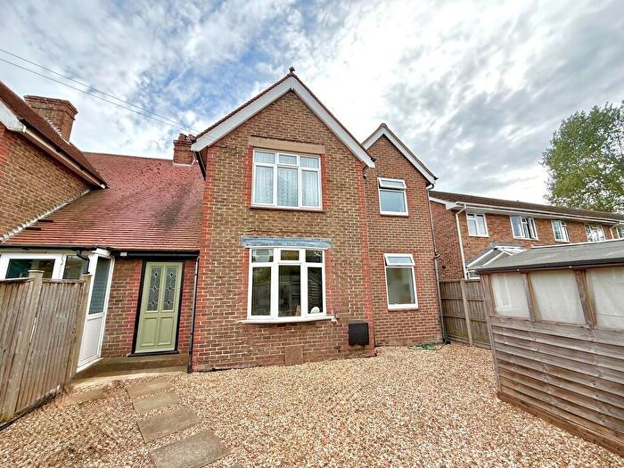 3 Bedroom Semi-Detached House For Sale In Worthing Road, BN17