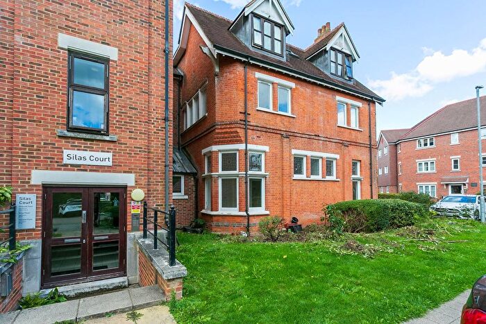 2 Bedroom Flat To Rent In Silas Court, Watford, WD17