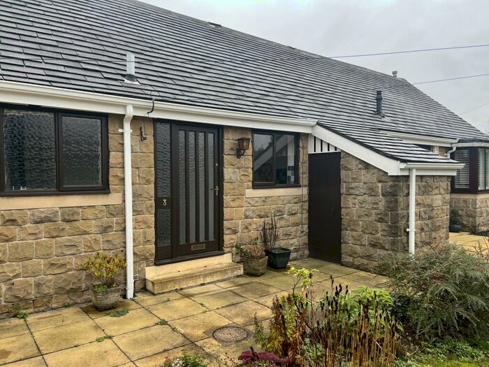 1 Bedroom Bungalow To Rent In Back Wetherby Road, Leeds, LS8