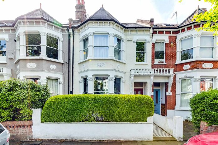 1 Bedroom Apartment To Rent In Victoria Road, London, NW6