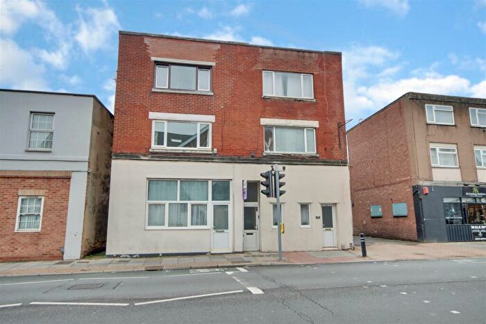 2 Bedroom Flat To Rent In Kingston Road, Portsmouth, PO2