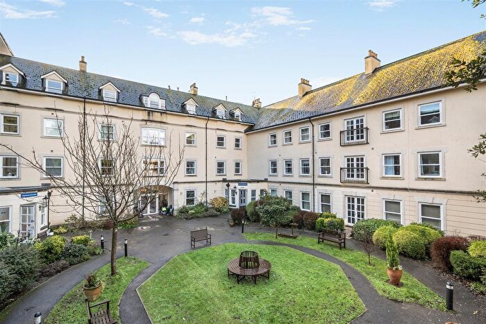 1 Bedroom Property For Sale In Somerleigh Road, Dorchester, DT1