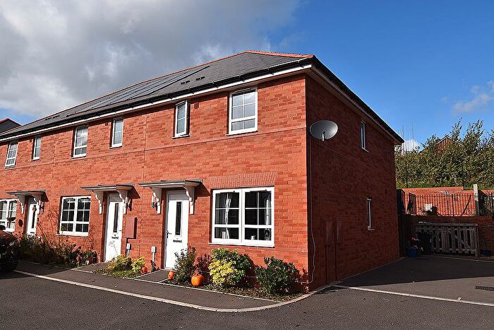 3 Bedroom Terraced House For Sale In Finch Close, Alphington, Exeter, EX2