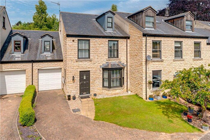 5 Bedroom Terraced House For Sale In Beckside, Aberford, Leeds, West Yorkshire, LS25