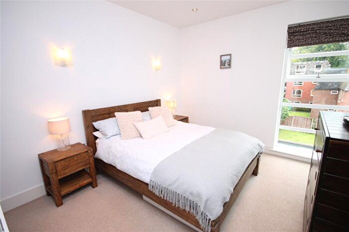 2 Bedroom Flat To Rent In The Beeches, Didsbury, Manchester, M20