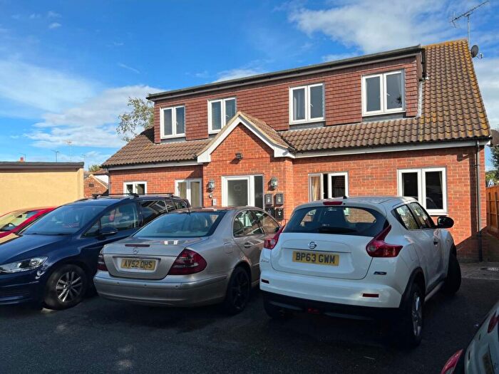 2 Bedroom Flat To Rent In Rylands Road, SS2