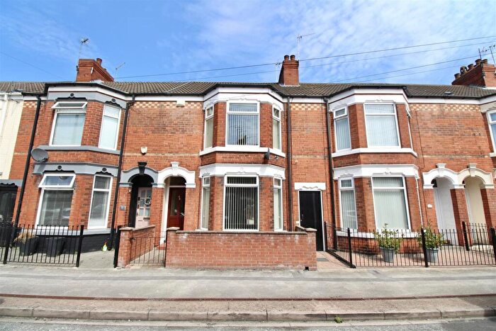 3 Bedroom Terraced House To Rent In Lee Street, Hull, HU8