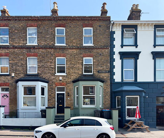 4 Bedroom Terraced House For Sale In Oxford Street, Margate, CT9