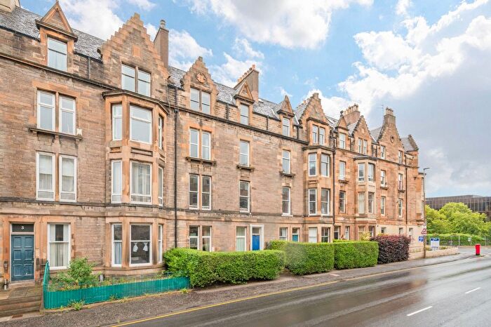 4 Bedroom Flat To Rent In Dalkeith Road, Newington, Edinburgh, EH16