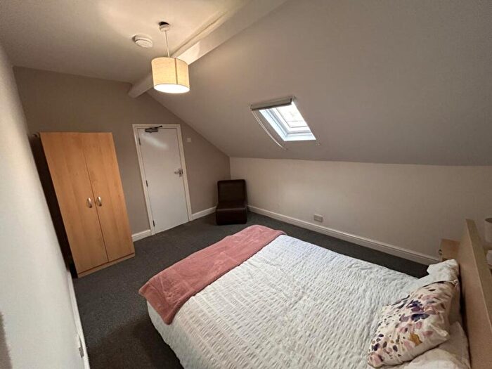 1 Bedroom House To Rent In Glencoe Road, Sheffield, S2