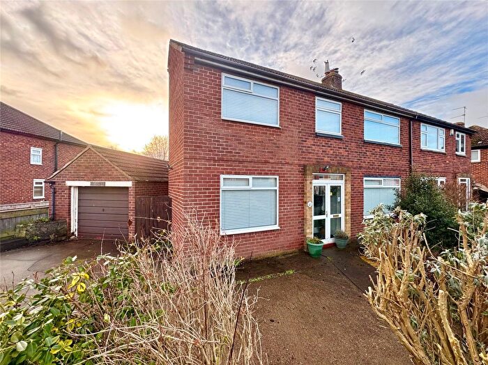 4 Bedroom Semi-Detached House For Sale In Cleveland Avenue, Stokesley, Middlesbrough, North Yorkshire, TS9