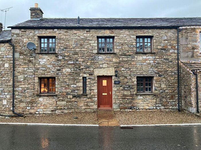 4 Bedroom Cottage For Sale In Hodgson's Cottage, Dent, LA10
