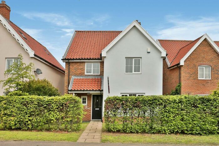 4 Bedroom Detached House For Sale In New Road, Tacolneston, Norwich, NR16