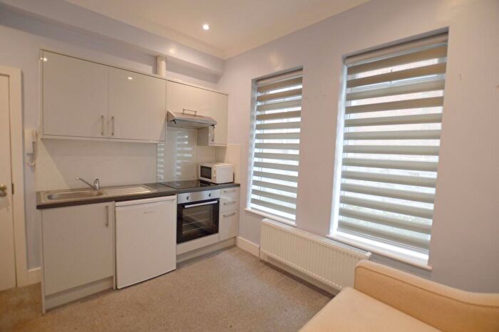 1 Bedroom House To Rent In Bournemouth Road, Poole, Dorset, BH14