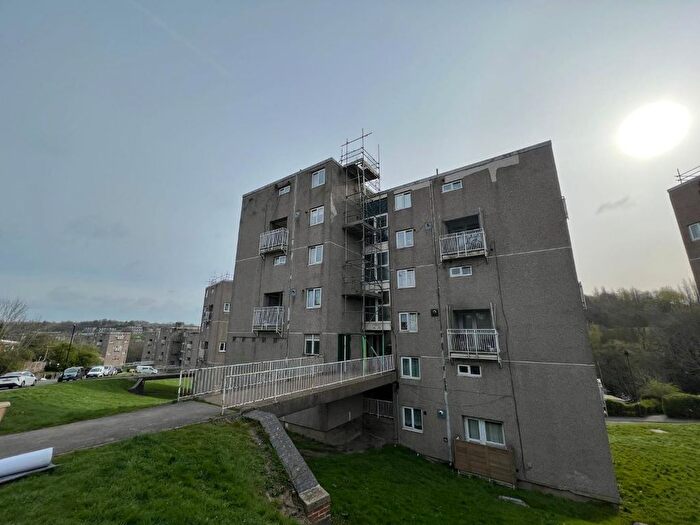 2 Bedroom Flat For Sale In Ironside Road, Sheffield, South Yorkshire, S14