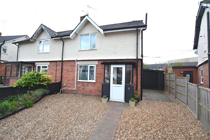 3 Bedroom Semi-Detached House For Sale In Caswell Road, Leominster, HR6