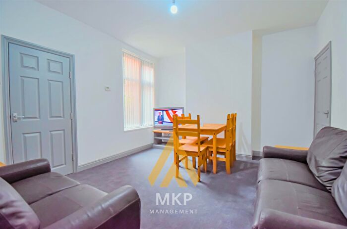 5 Bedroom Terraced House To Rent In Raddlebarn Road Selly Oak, B29