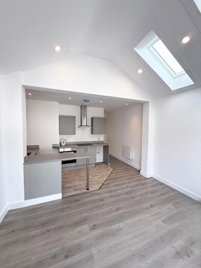 2 Bedroom Flat To Rent In Leyland Street, Prescot, Merseyside, L34