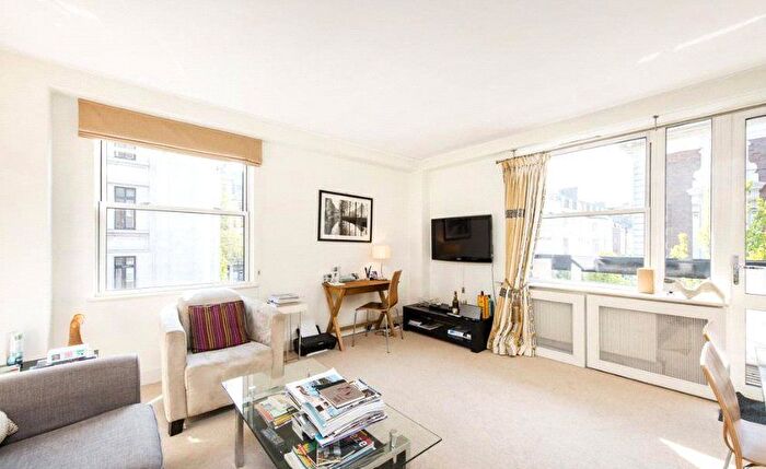 2 Bedroom Flat To Rent In Weymouth Street, Marylebone, London, W1W