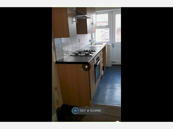 2 Bedroom Terraced House To Rent In Napier Road, Wirral, CH62
