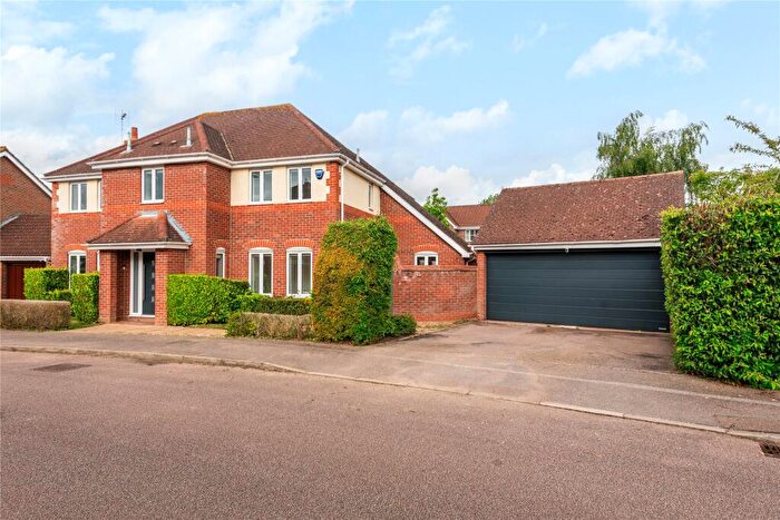 5 Bedroom Detached House For Sale In Rossini Place, Old Farm Park, Milton Keynes, Buckinghamshire, MK7