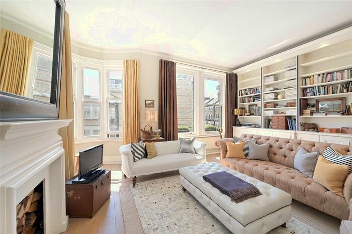 2 Bedroom Flat To Rent In Glazbury Road, West Kensington, London, W14