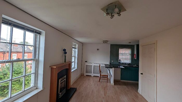 2 Bedroom Flat To Rent In Spa Road, Gloucester, Gloucestershire, GL1