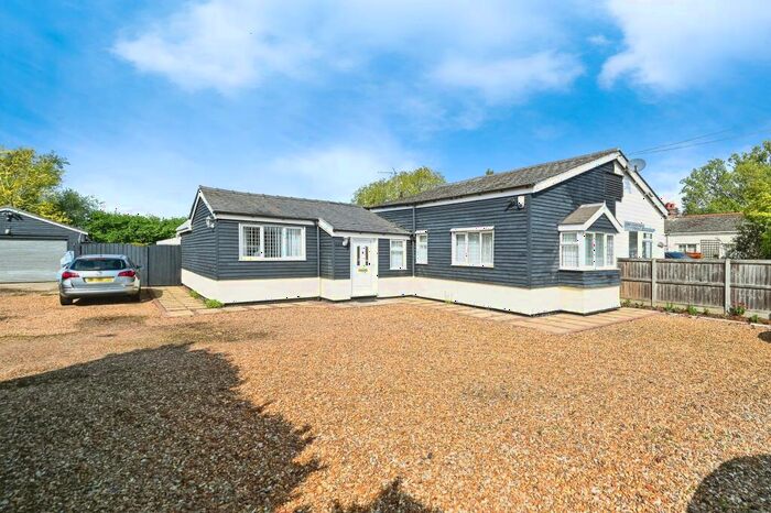 3 Bedroom Bungalow For Sale In Lynn Road, Setchey, King's Lynn, Norfolk, PE33