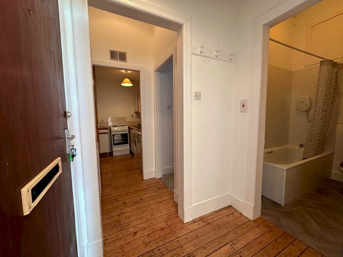 1 Bedroom Flat To Rent In Whitehall Mews, Whitehall Place, Aberdeen, AB25