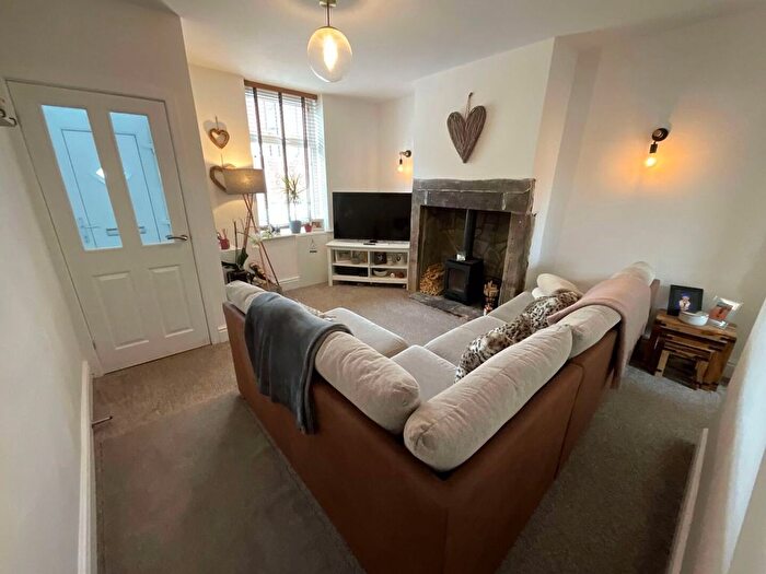 2 Bedroom Property To Rent In Devon Street, Darwen, BB3