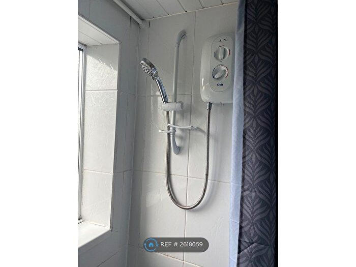 1 Bedroom Flat To Rent In Windy Nook, Gateshead, NE10