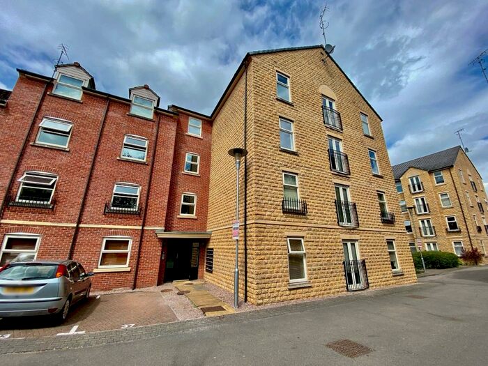 2 Bedroom Apartment To Rent In Woodseats Mews, Woodseats, Osu, S8