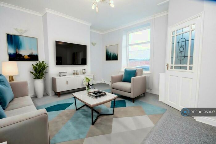 2 Bedroom Terraced House To Rent In Taylor Street, Rossendale, BB4