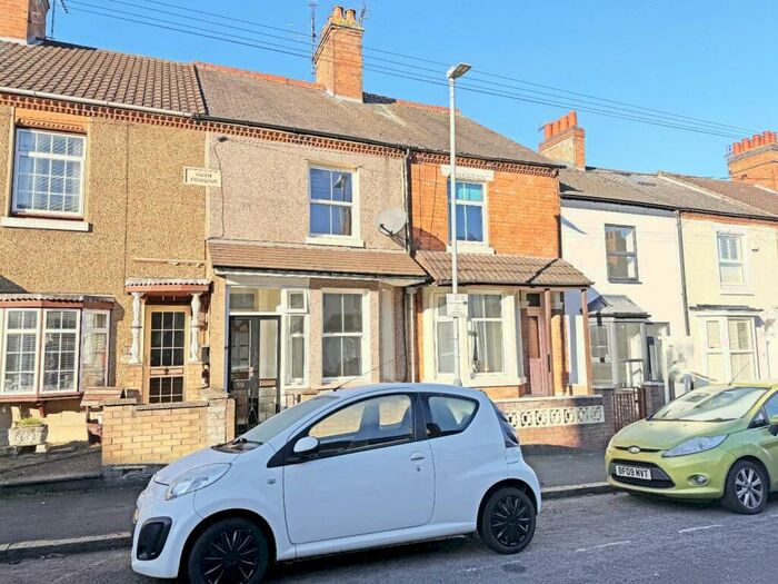 2 Bedroom Terraced House To Rent In Claremont Road, Rugby, Warwickshire, CV21