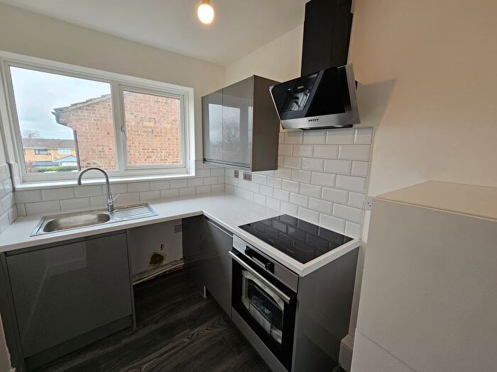 1 Bedroom Flat To Rent In Stockett Lane, Maidstone, ME17
