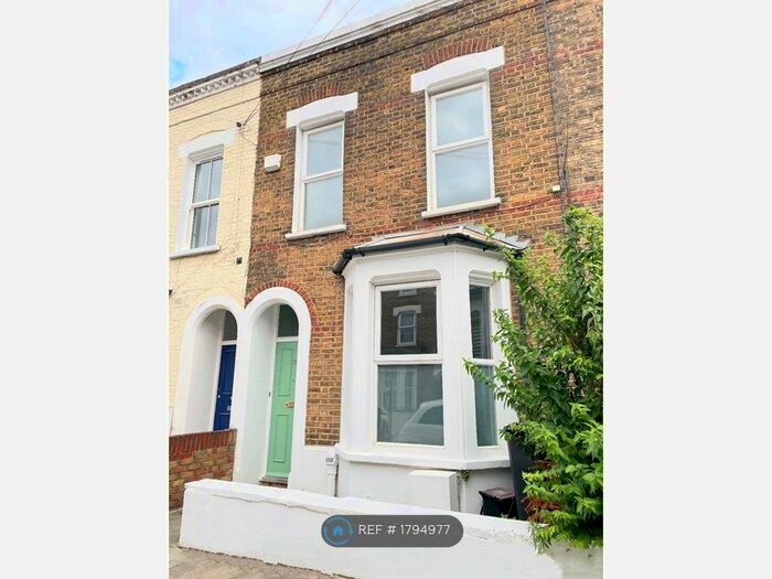 4 Bedroom Terraced House To Rent In Tintern Street, London, SW4