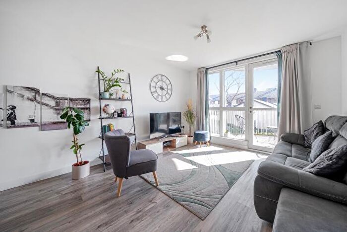 1 Bedroom Flat For Sale In Perkins House, Tudway Road, SE3