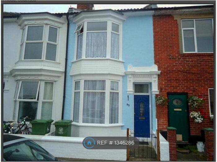 3 Bedroom Terraced House To Rent In Prince Albert Road, Southsea, PO4