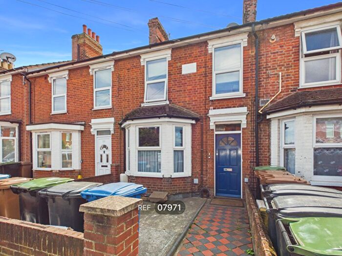 1 Bedroom Flat To Rent In Foxhall Road, Ipswich, IP3