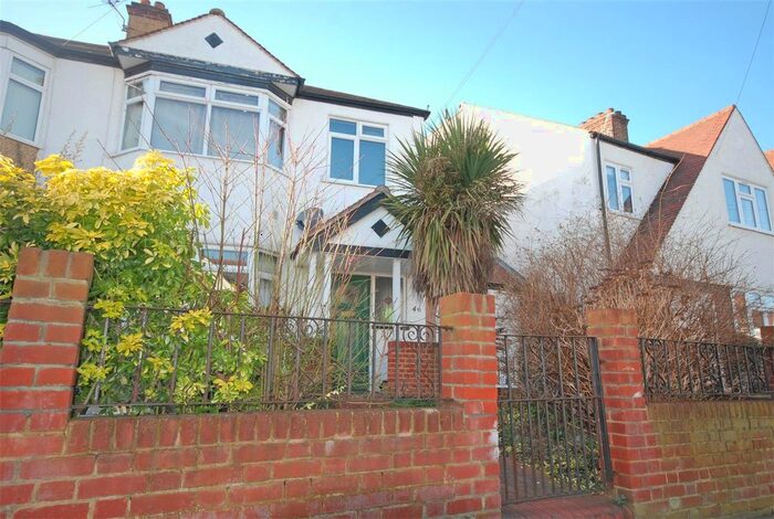 3 Bedroom Semi-Detached House To Rent In Tennyson Avenue, Twickenham, TW1