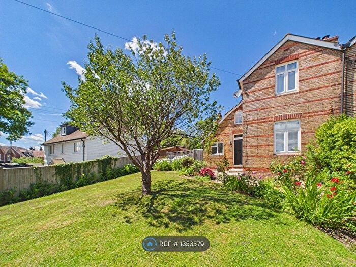 2 Bedroom Semi-Detached House To Rent In Church Farm Cottages, Etchingham, TN19