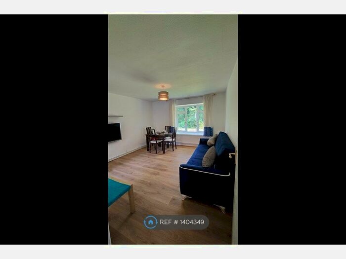 1 Bedroom Maisonette To Rent In Mountbatten Close, St Albans, AL1
